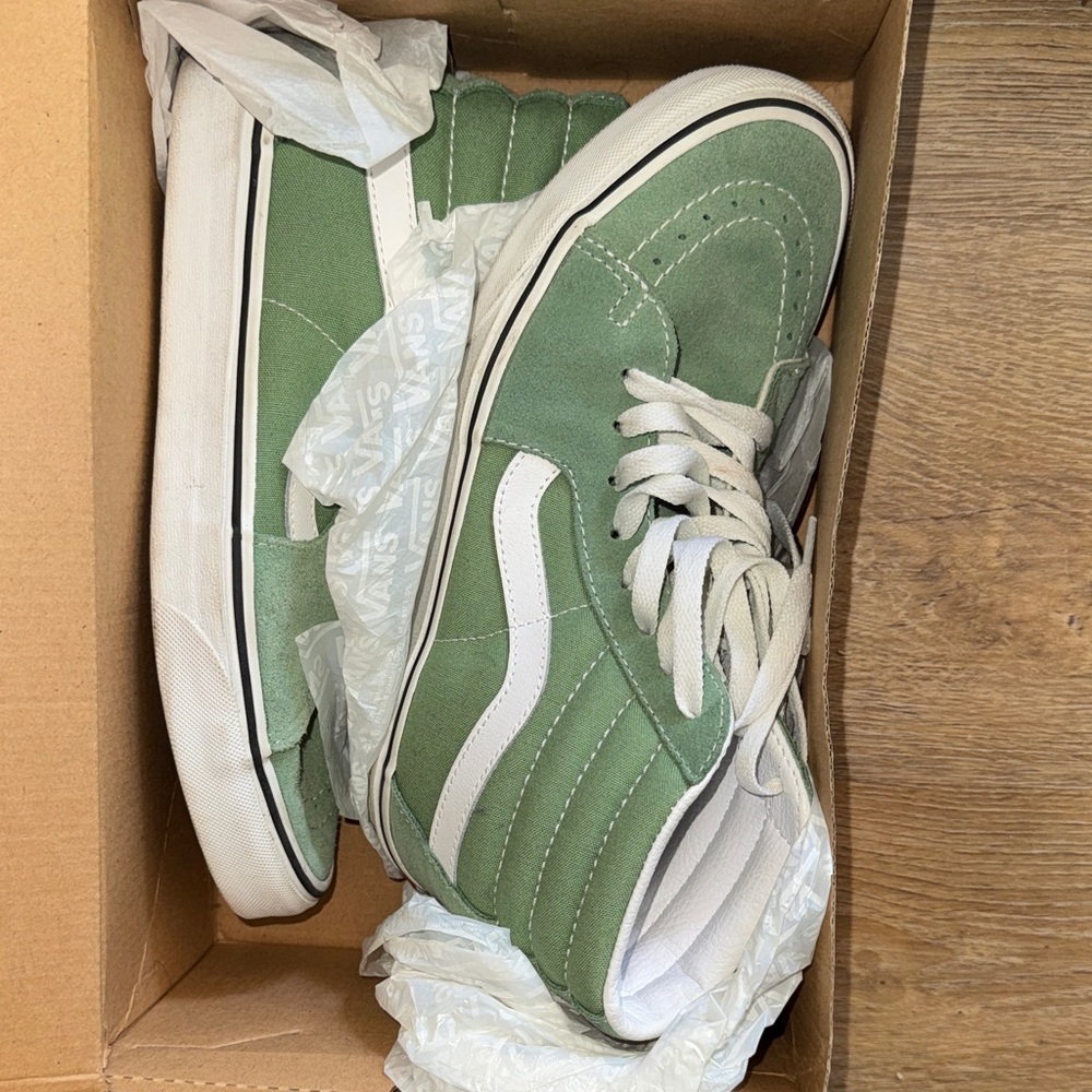 Vans Classic Green and White High-Tops
